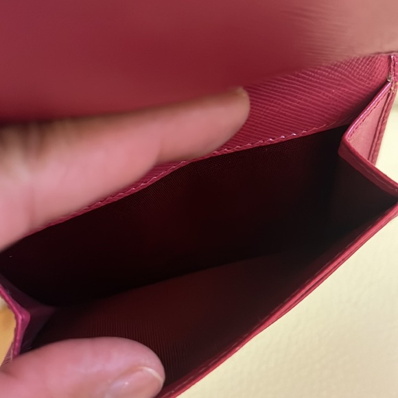 Authentic Safiano leather Prada. - Picture 8 of 16